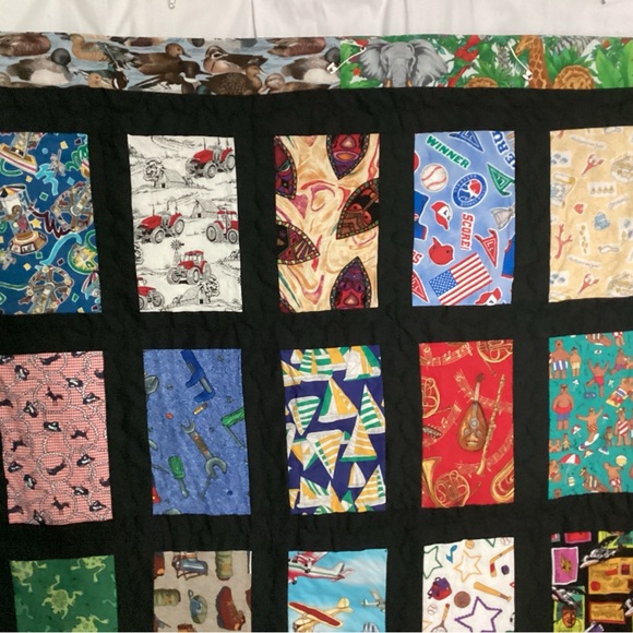 Handmade Boys quilt - Picture 2 of 8